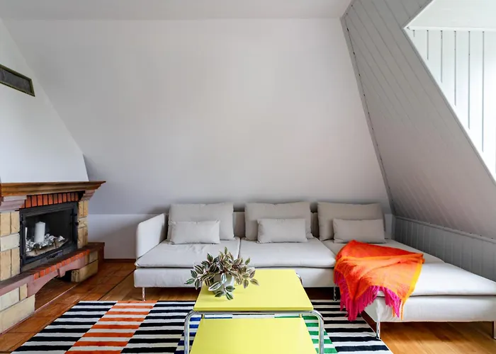 Santorini Ii - & By Lion *